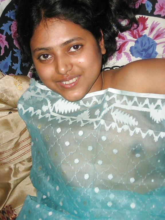 25P Naked desi girls