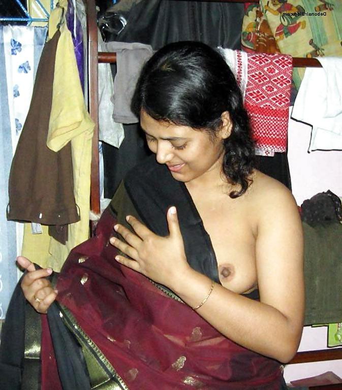 25P Naked desi girls