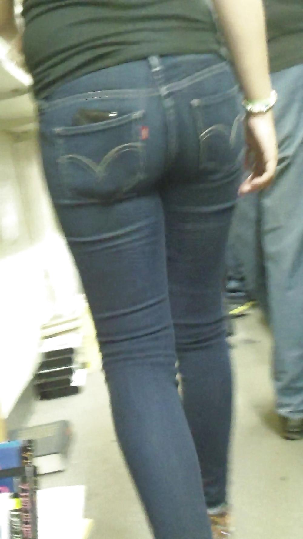 25P Nice sexy tight teen ass & butt in blue jeans 