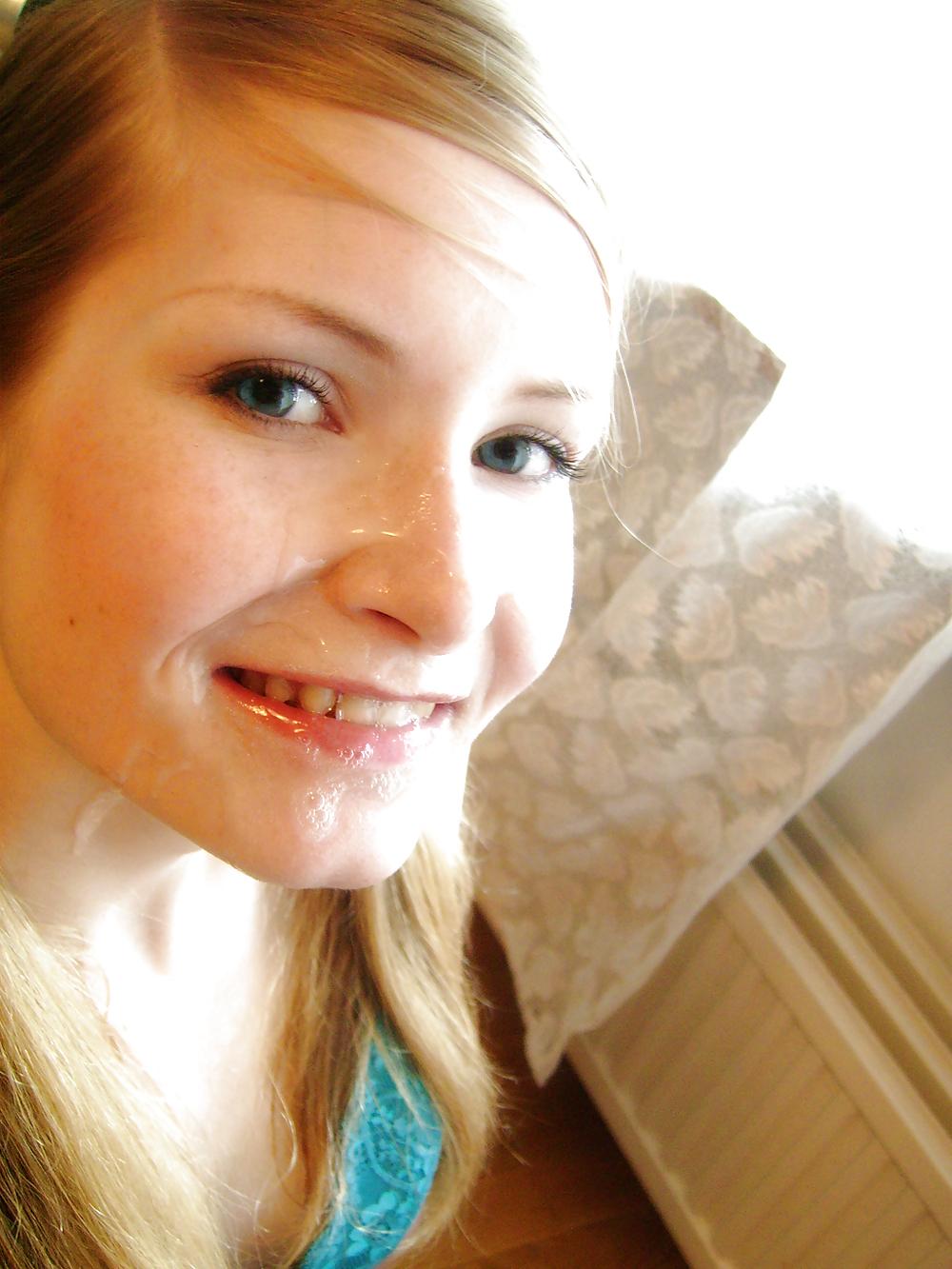 25P Blue-eyed Anna sucks