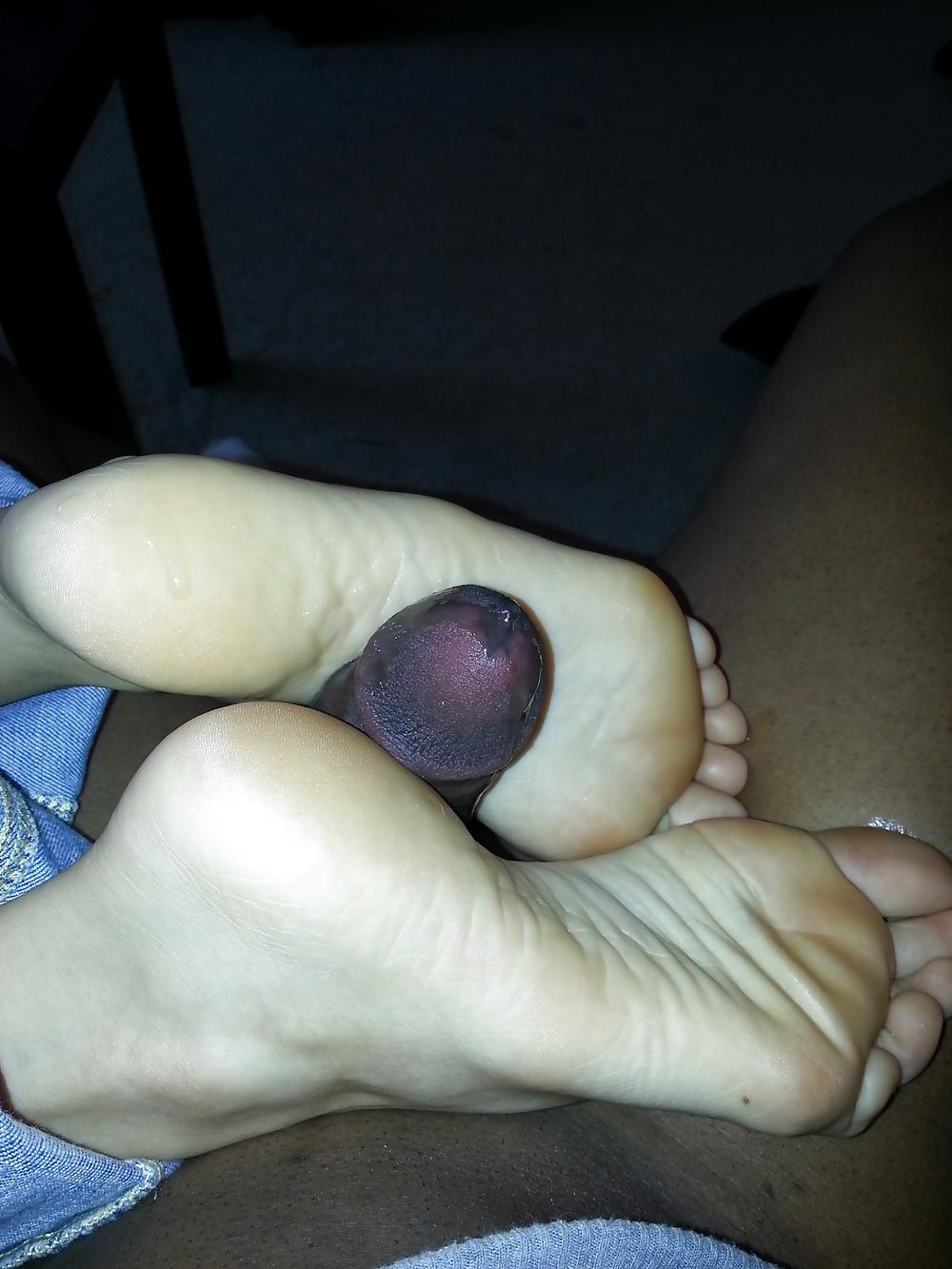 20P New friend's footjob