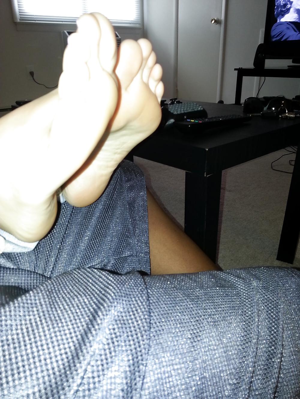 20P New friend's footjob