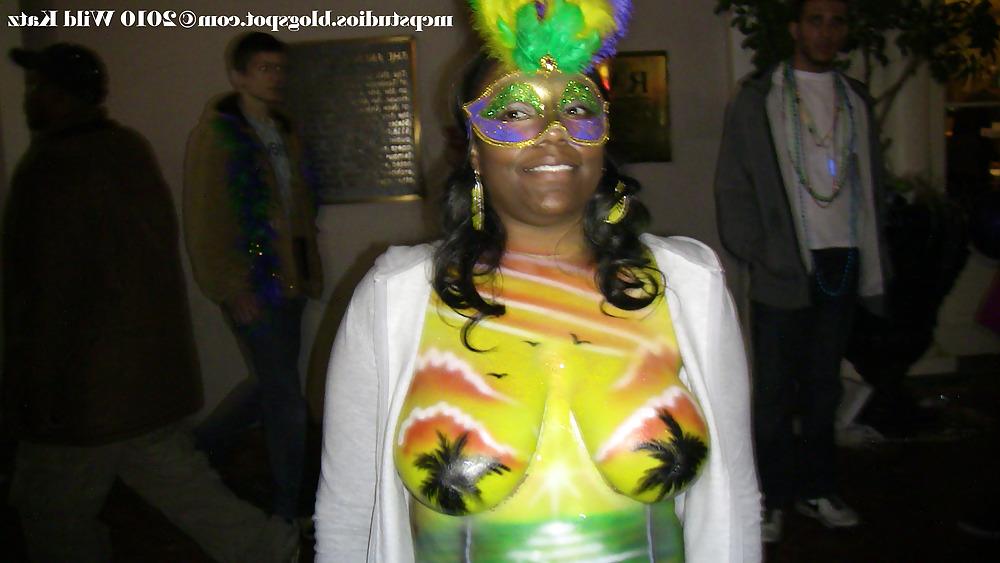 13P Mardi Gras Tits for Beads 2010 DVD