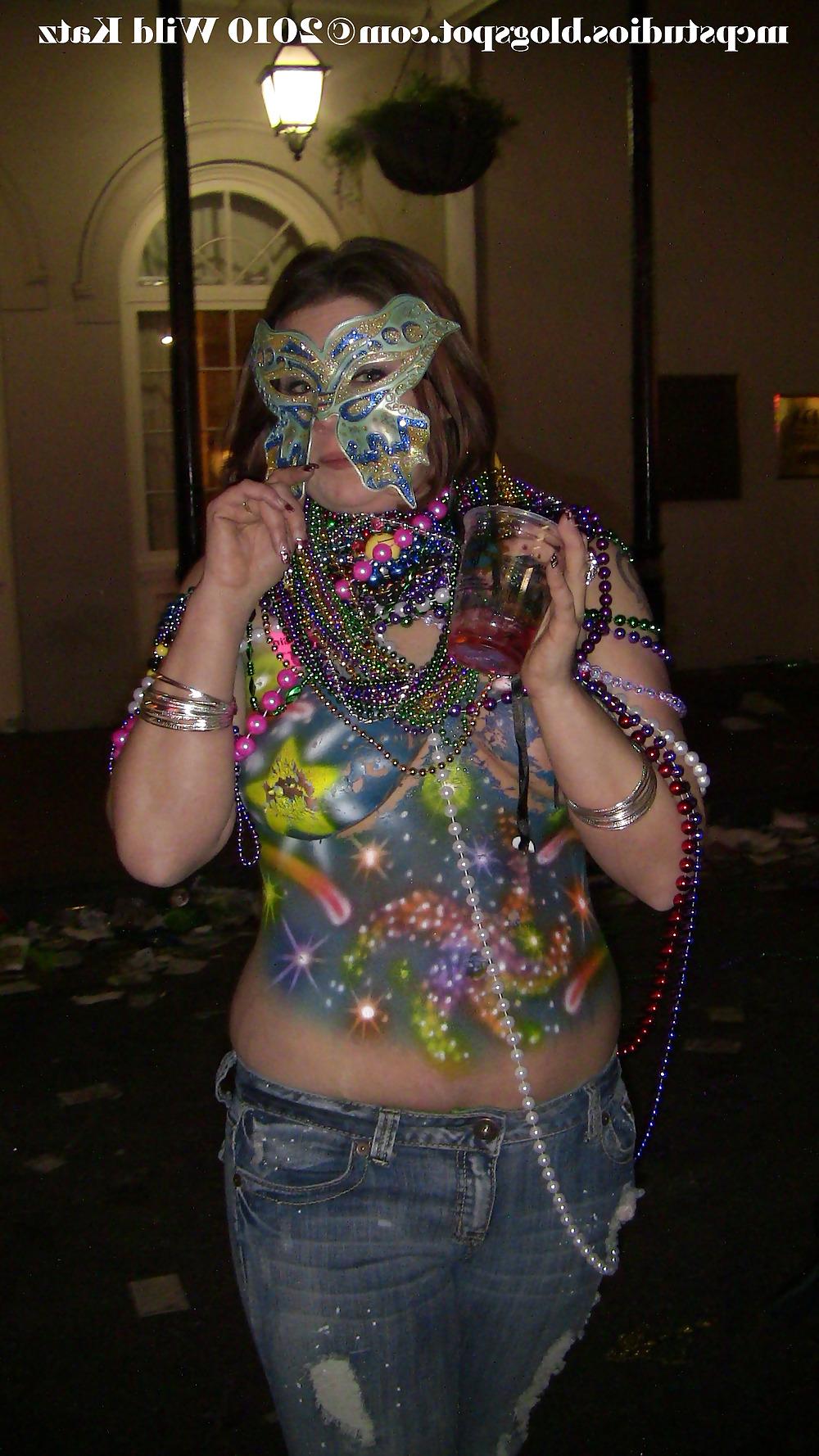 13P Mardi Gras Tits for Beads 2010 DVD