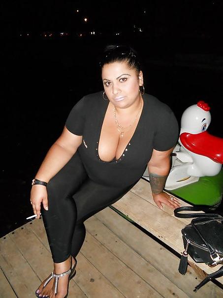 17P Busty Russian Woman 1398
