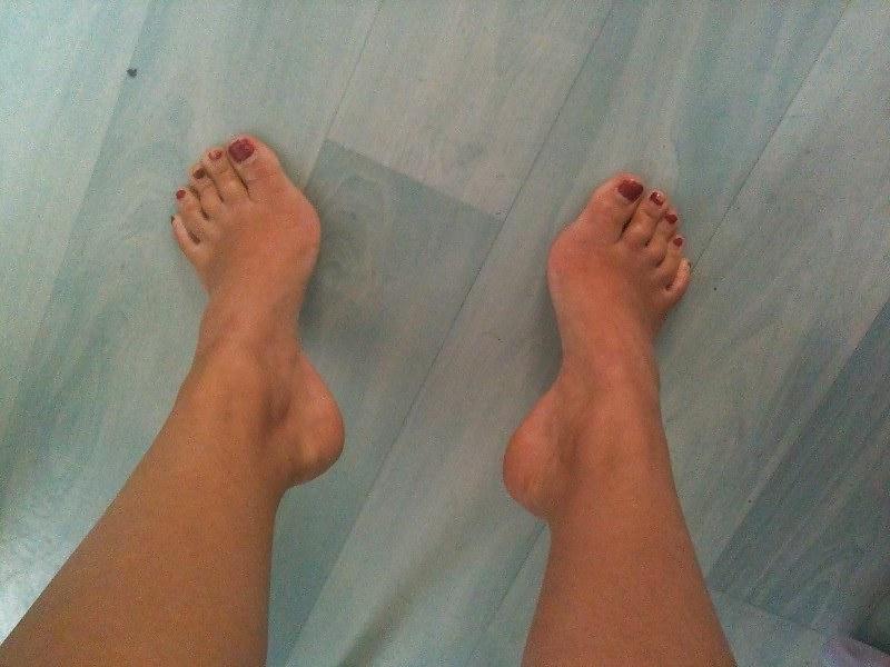 25P Random feet, footjob,... Pt 2