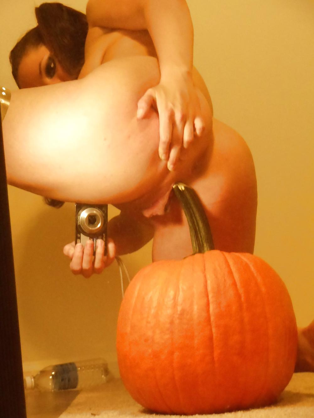 9P Halloween Slut