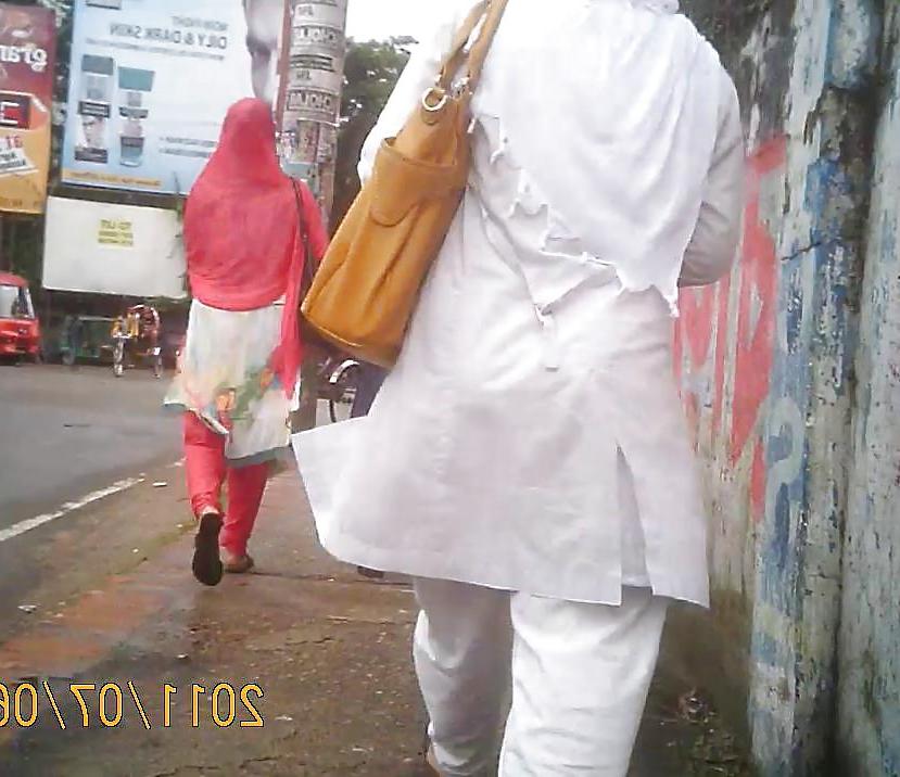 14P Bangladeshi Milfs Compilation
