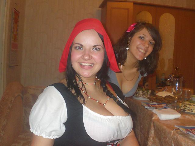 23P Busty Russian Woman 1528