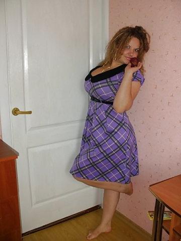 23P Busty Russian Woman 1528