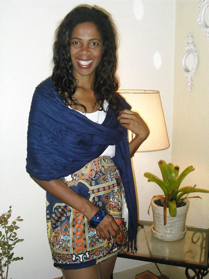 19P Black Beauty Milf