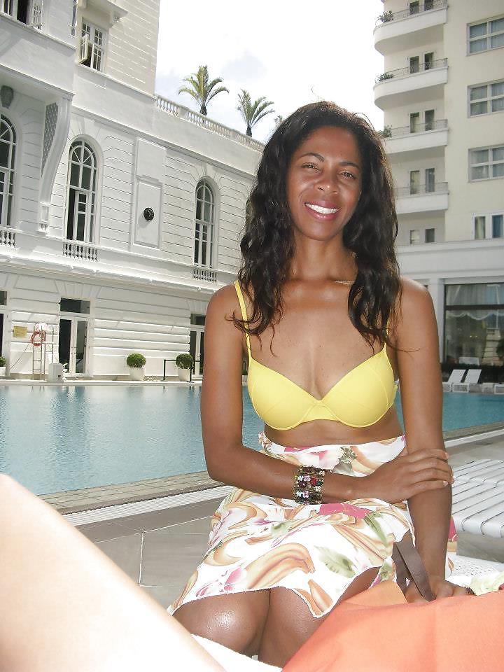 19P Black Beauty Milf