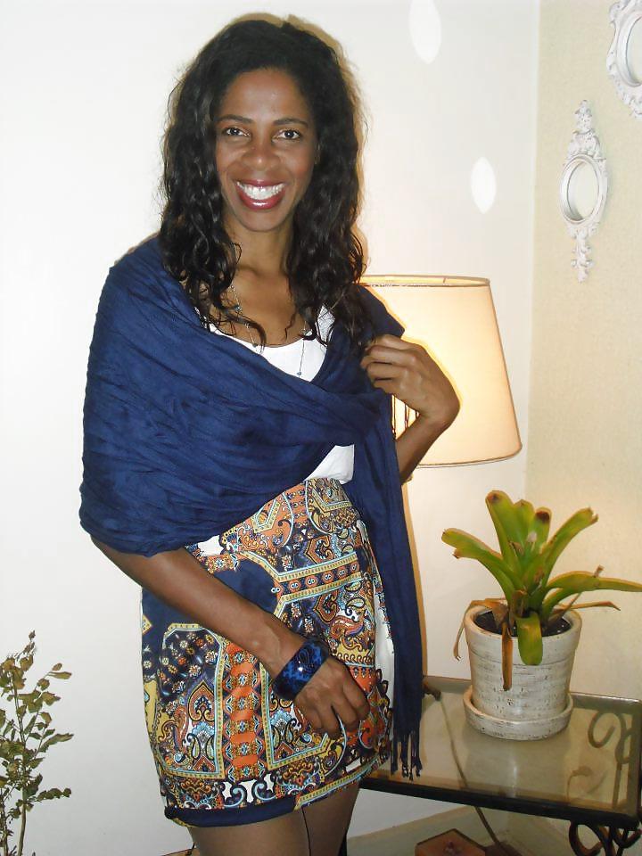19P Black Beauty Milf