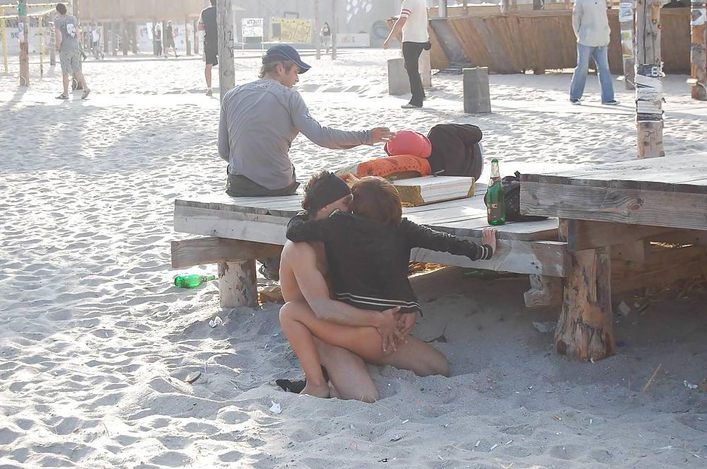 24P Public couples fun (no shame)