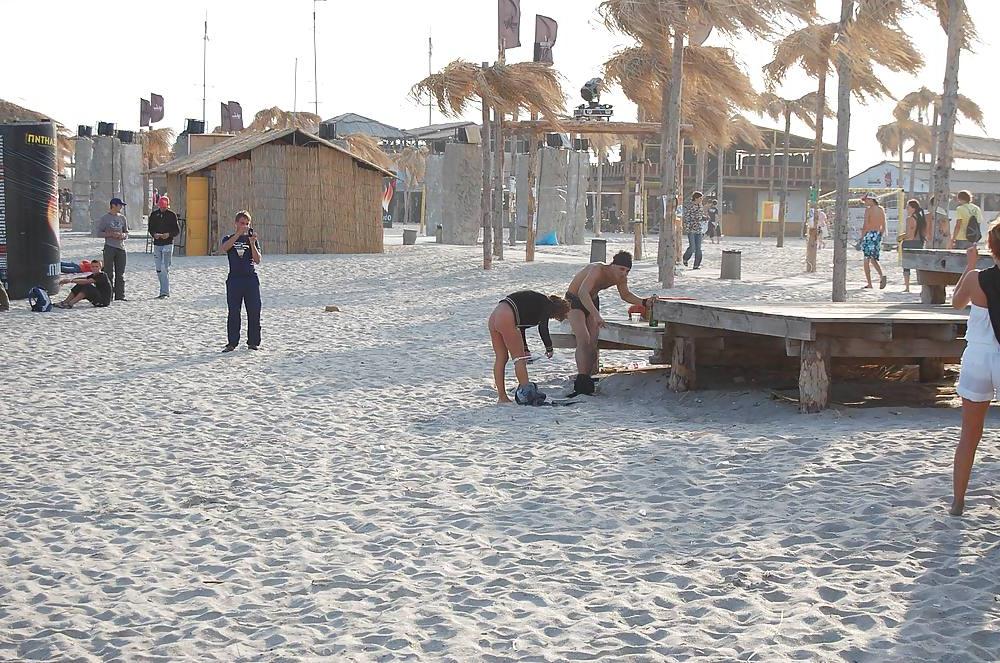 24P Public couples fun (no shame)