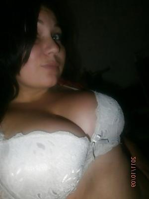 14P Busty Russian Woman 1013