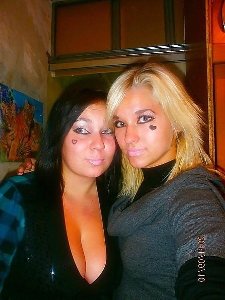 14P Busty Russian Woman 1013