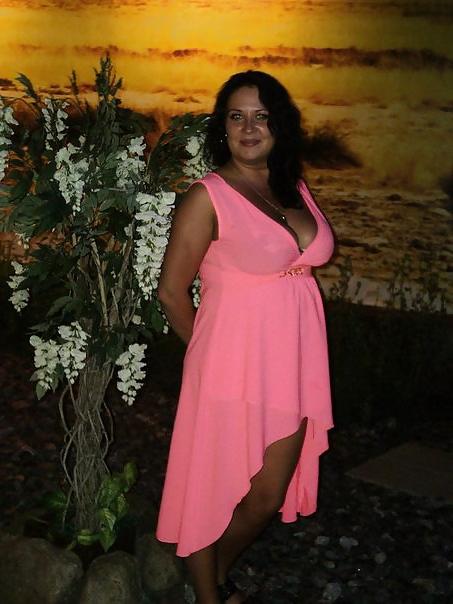 18P Busty Russian Woman 1452