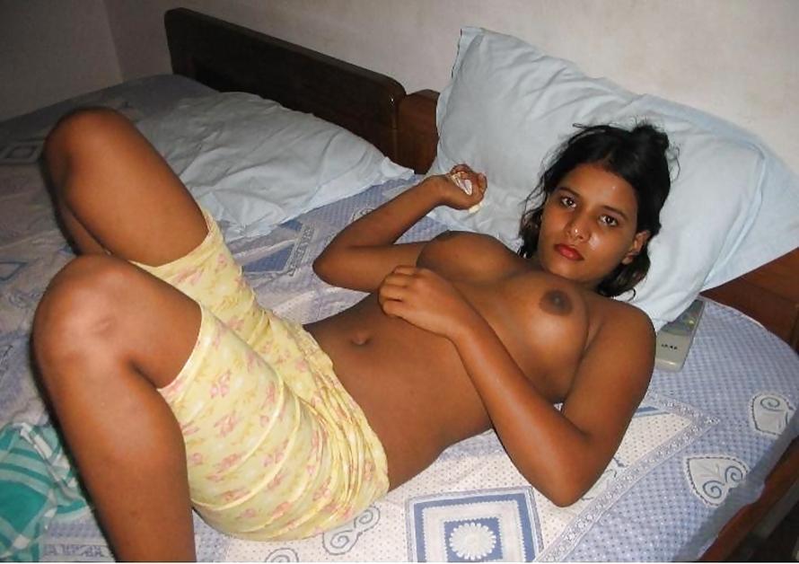 25P Naked desi girls