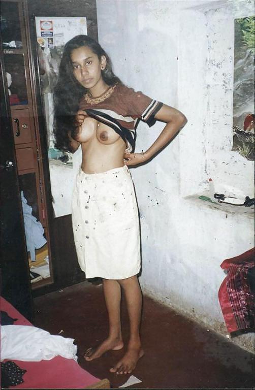 25P Naked desi girls