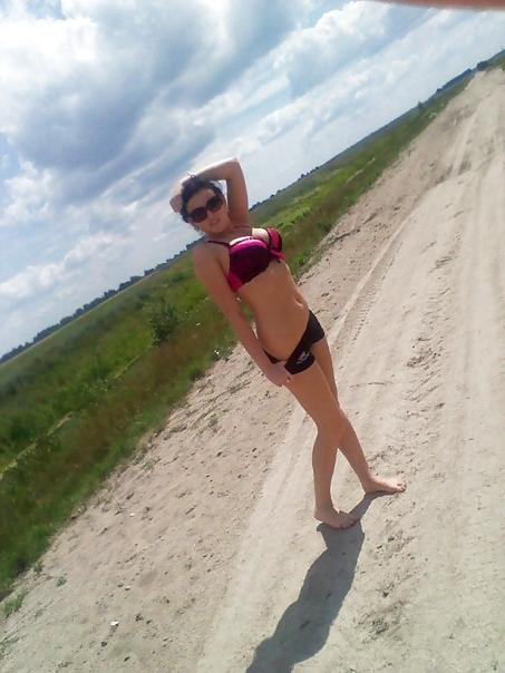 18P Busty Russian Woman 1508