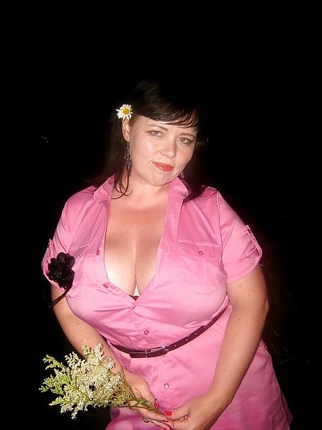 23P Busty Russian Woman 1039