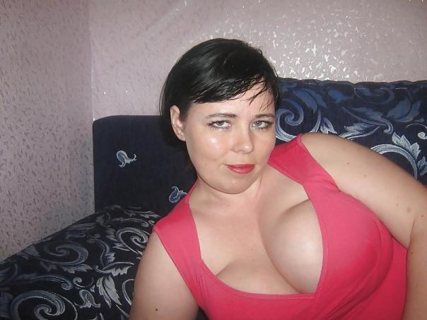 23P Busty Russian Woman 1039