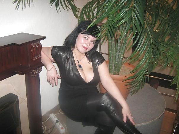 23P Busty Russian Woman 1039