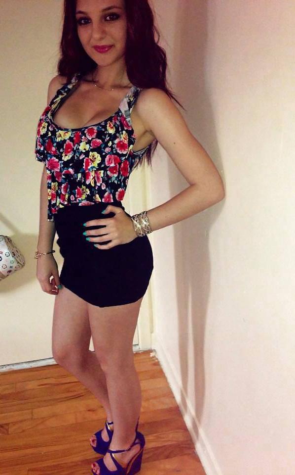 25P Young and sexy LESBIANS friends...