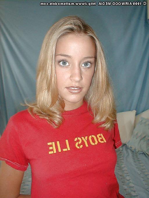 15P Bubble Butt Blue Eyed Teen Strips from her Granny Panties