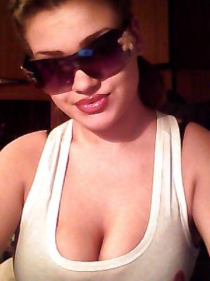 9P Busty Russian Woman 1561