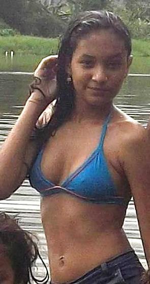 5P Virgin colombian teen in wet bikini