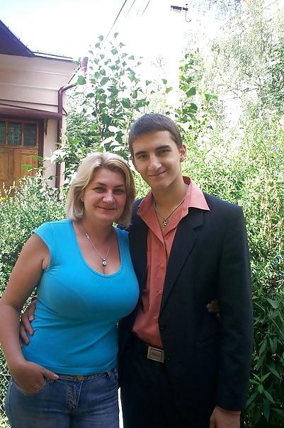 9P Busty Russian Woman 1054
