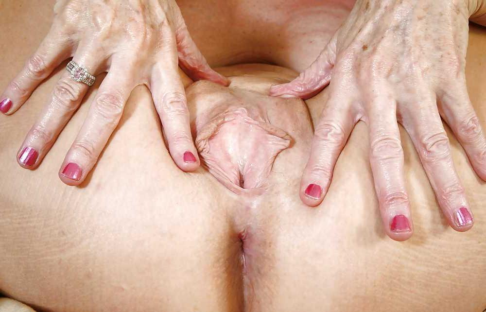 25P Mature Beauty - Joanna 5