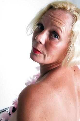 25P Mature Beauty - Marlena 5