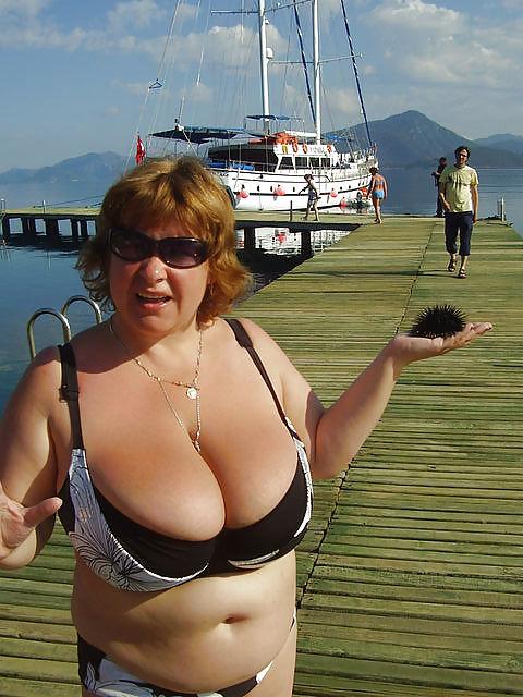 18P Busty Russian Woman 1417