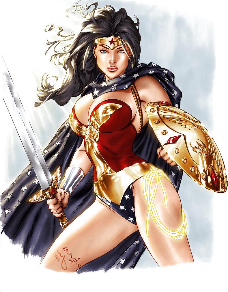 10P WONDER WOMAN!!!!