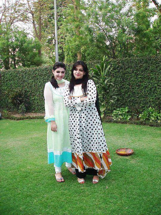 25P Cute hot n sexy desi bitches 