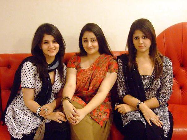 25P Cute hot n sexy desi bitches 