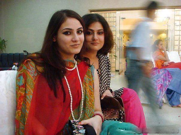 25P Cute hot n sexy desi bitches 