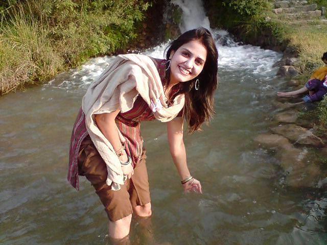 25P Cute hot n sexy desi bitches 