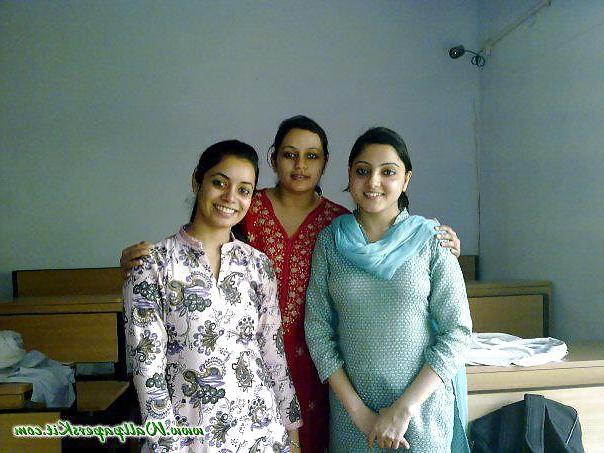 25P Cute hot n sexy desi bitches 