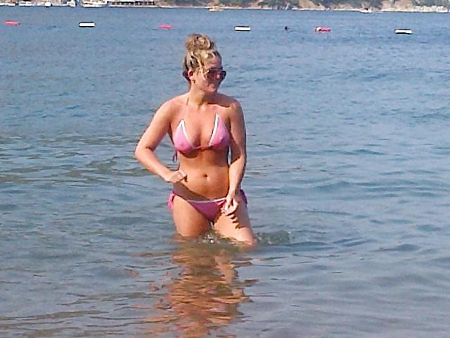 25P Sexy Girls holiday pictures compilation