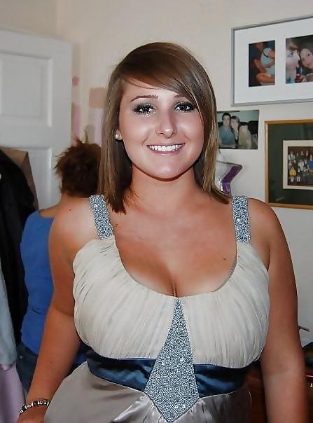 20P Not naked busty facebook women 2.