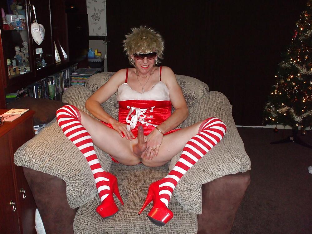 18P Happy Sissy Christmas #2