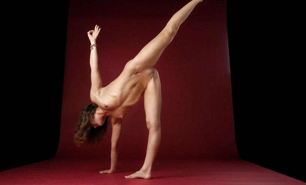 20P Flexible Gimnasts,By Blondelover