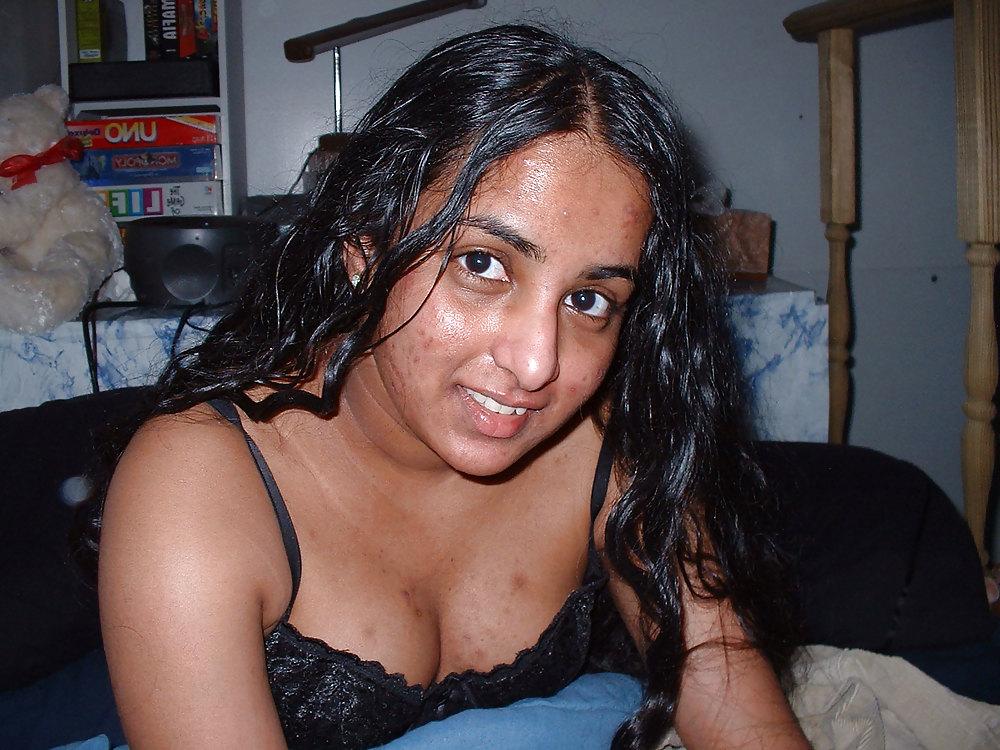 7P Sexy desi girl