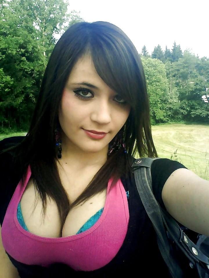 25P Self Shot Hunnies