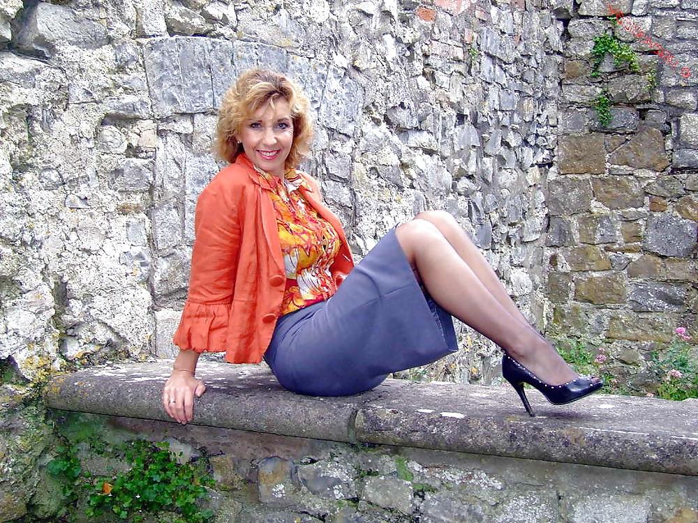 25P Mature Beauty - Chrissy 48