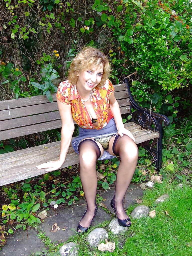 25P Mature Beauty - Chrissy 48
